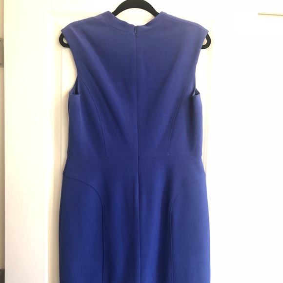 Flattering Finesse - Picture 4 of 6